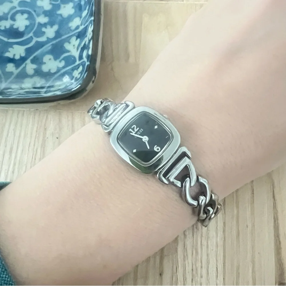 Guess ladies rectangular black dial silver tone  bracelet watch NEW BATTERY